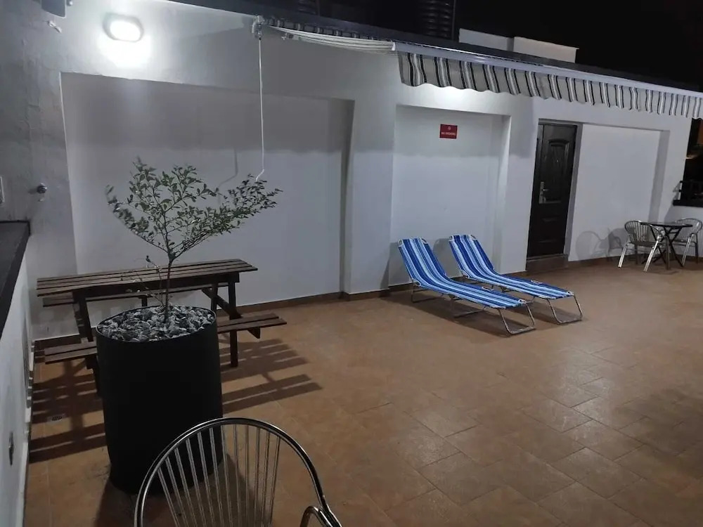 Spacious & Outstanding 3-bed Furnished Apartment