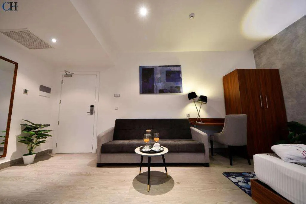 Chaker Hotel