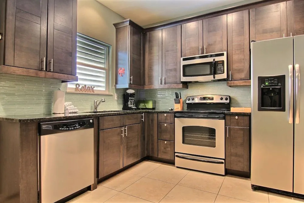 The 13th Wave Gsc13 4 Bedrooms 3 Bathrooms Condo