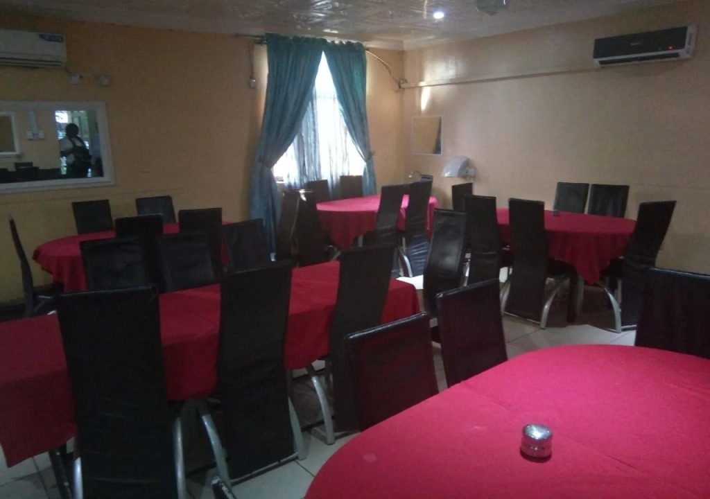 Serob Hotels