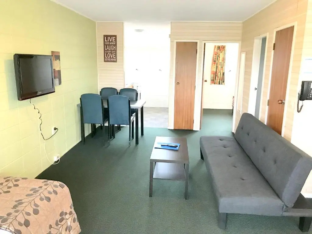 Greenview Motel