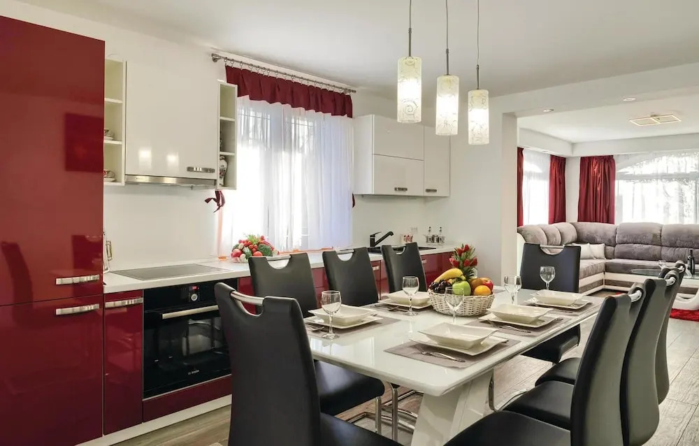 Amazing Home in Krk With Wifi and 2 Bedrooms