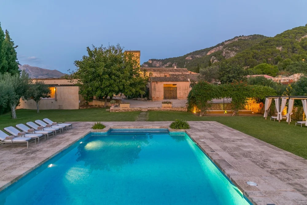 Historical house Mallorca pool wifi aircon/heat