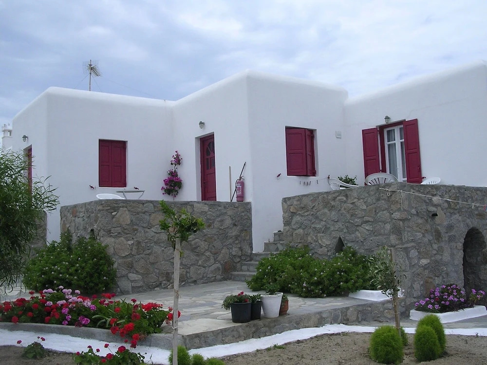 IliadMaria Apartments