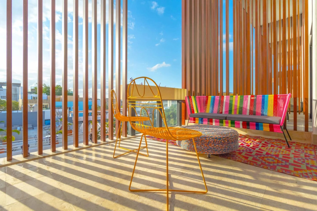 3BR Modern Penthouse Own Rooftop Pool Min to Beach