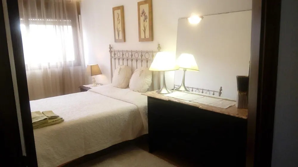 Apartment With 3 Bedrooms in Vila Nova de Gaia, With Balcony and Wifi