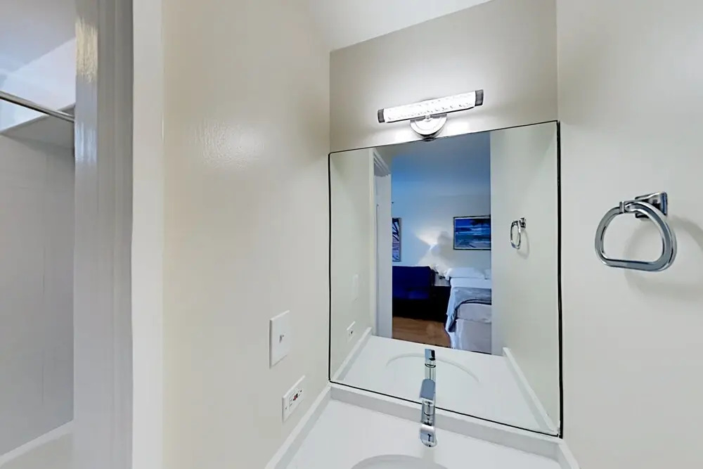 Cozy Kuhio Village Studio