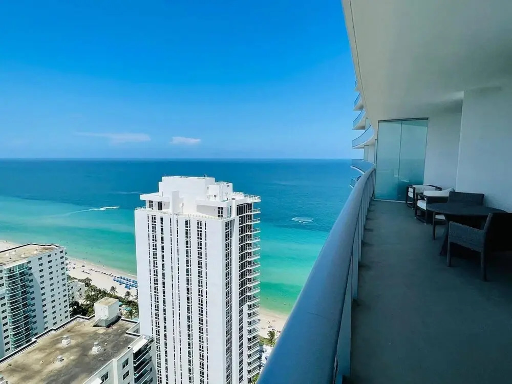 Stunning 2 2 Condo Ocean View to Hyde Beach