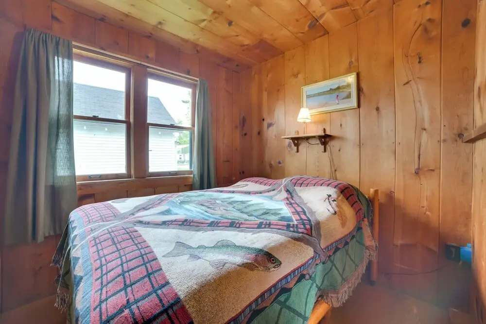Resort Cabin On Lake Huron! Pets Welcome