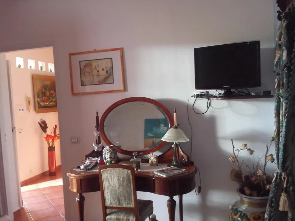 Casa Perciata