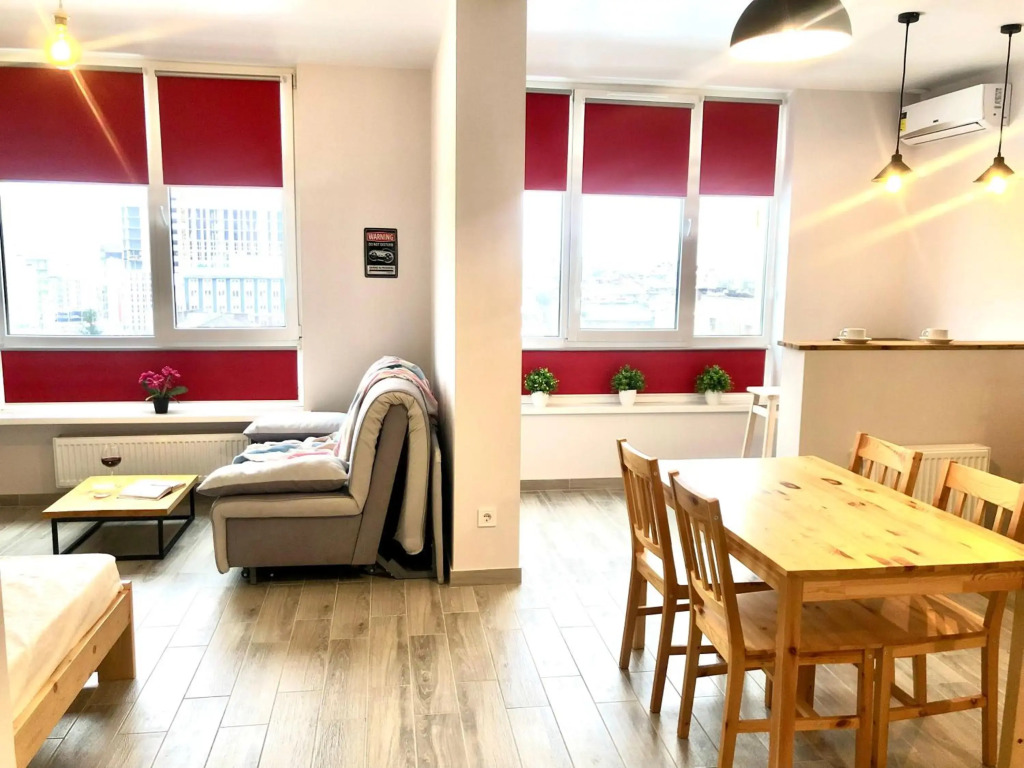 Beautiful apartment in a new building in the center