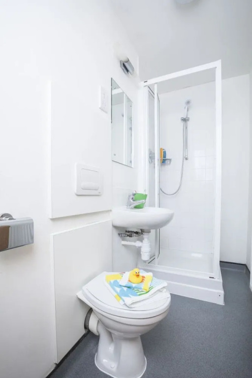 Ensuite Studios in Kings Cross