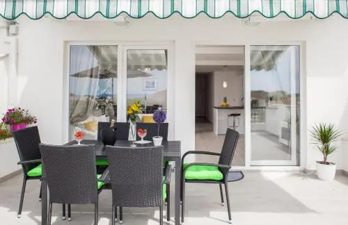 Modern Apartman Pjero