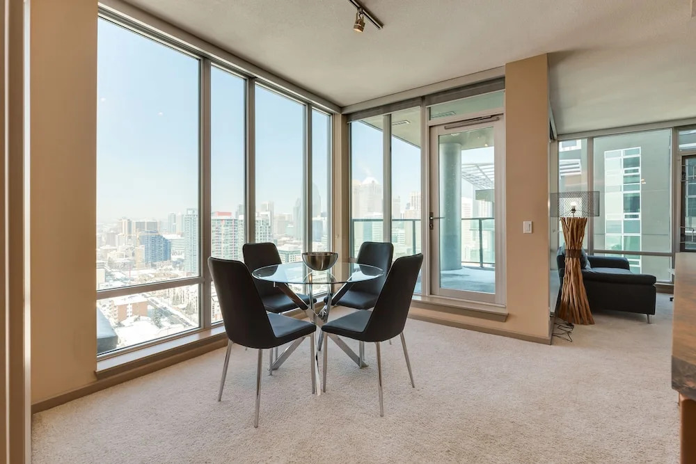 Vetro Apartments by Corporate Stays