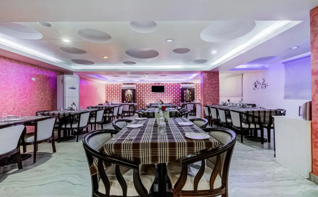 Emerald Hotel
