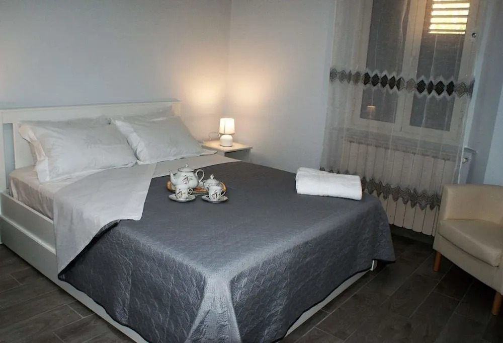 B&B Metropolitan RC