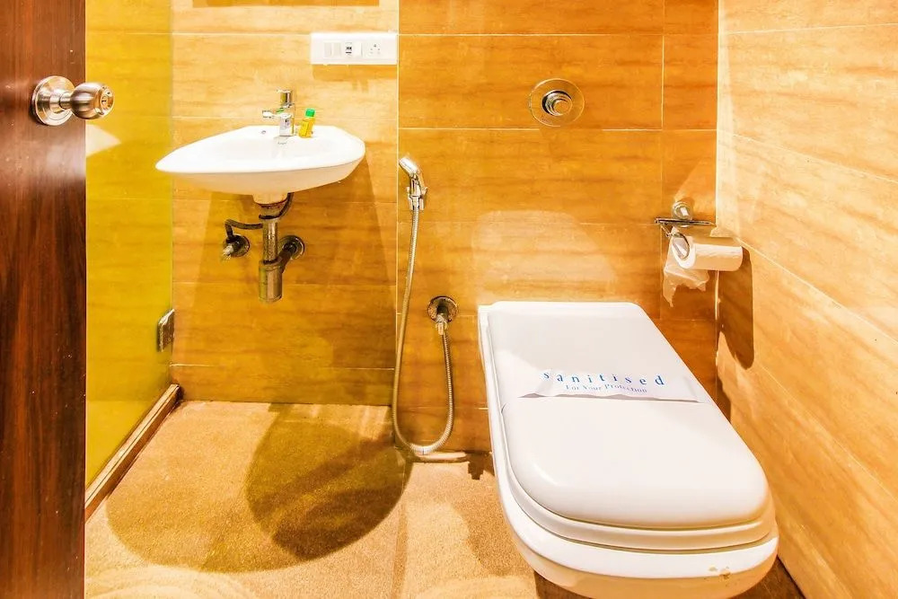 FabHotel Regal International Andheri