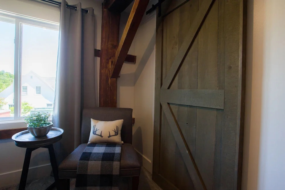 Mountain Meadows Lodge