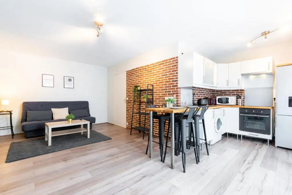 Lille centre - Beautiful fully equipped and bright T2 2p