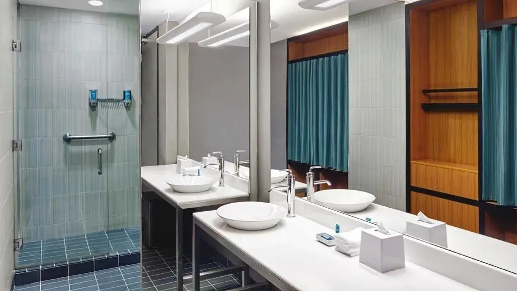 Aloft by Marriott New York LaGuardia Airport