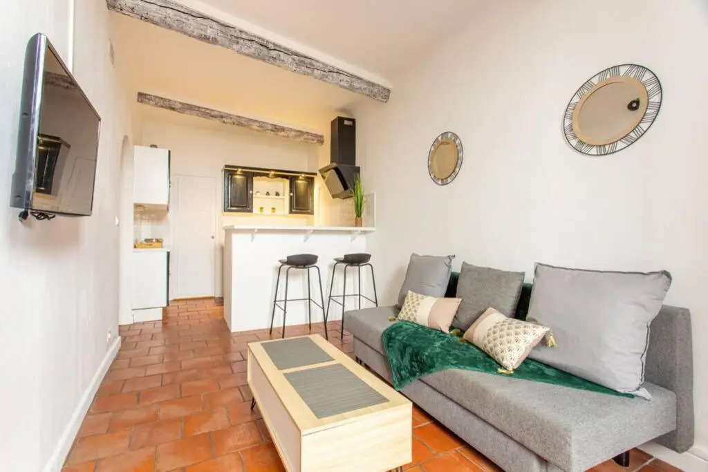 Vieil Antibes Appartement de charme 2/4pers