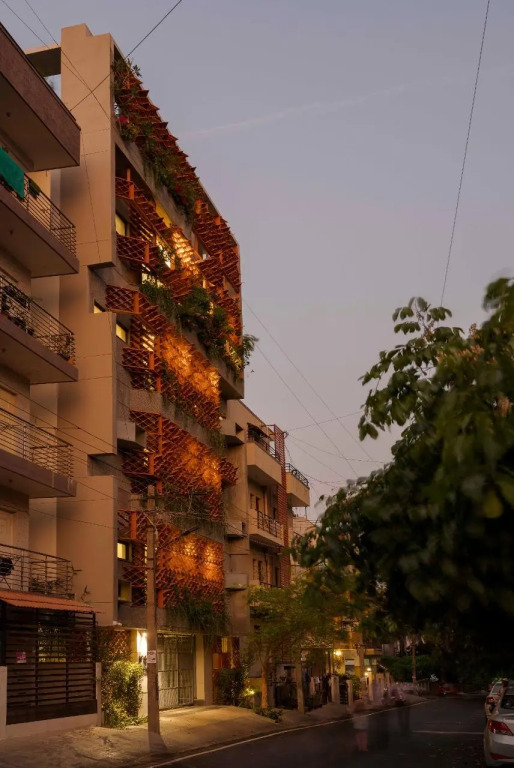 Iris Suites