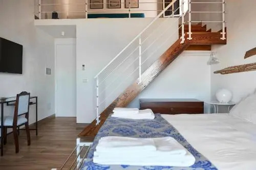 Santina Suites