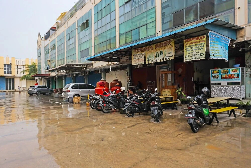 Hotel O Hasan House Syariah 2NearVihara Budhi Bhakti