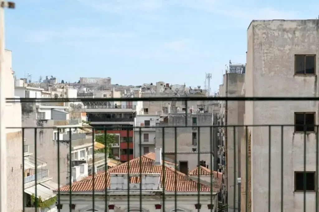 Charming Rooftop Nest with awesome Acropolis view Downtown Athens
