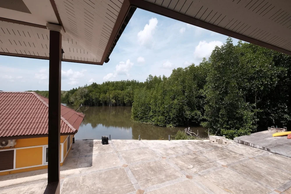 Srikanlaya Resort