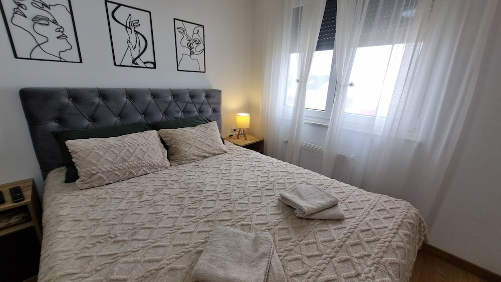 Dea Lux Family Apartment