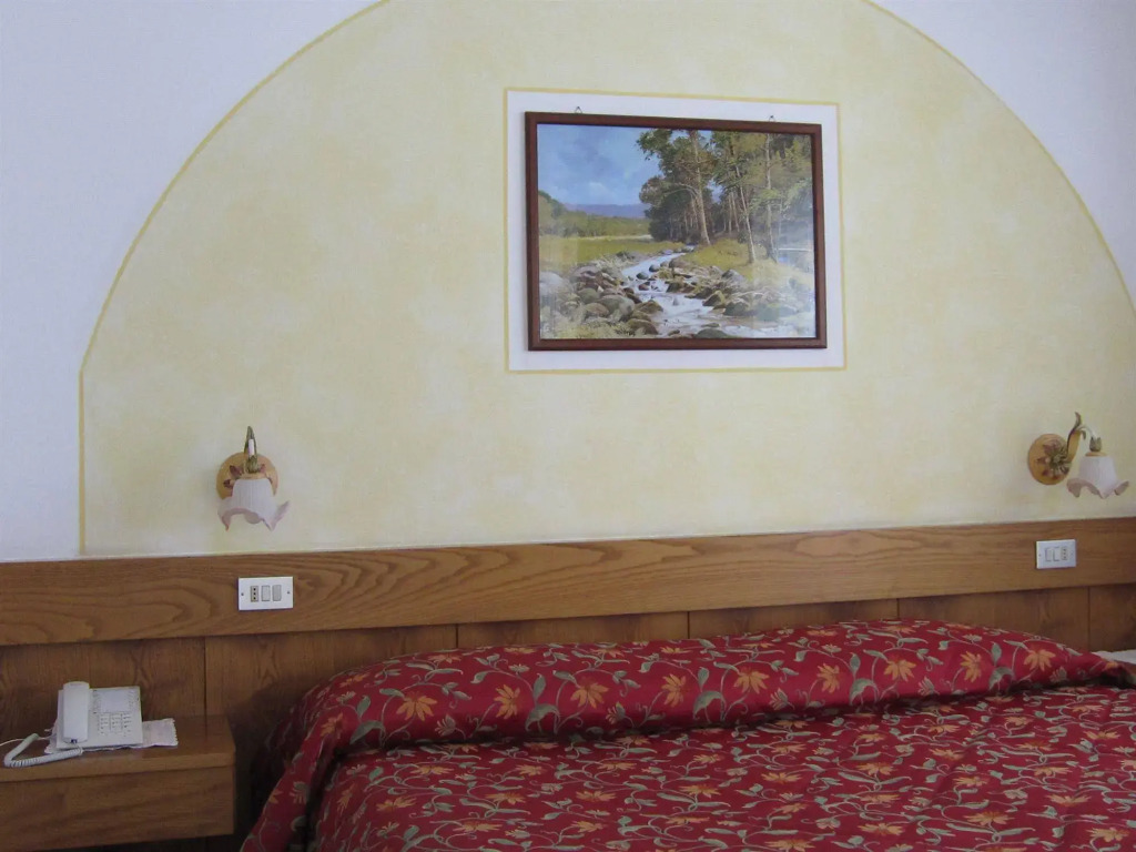 Hotel Azola