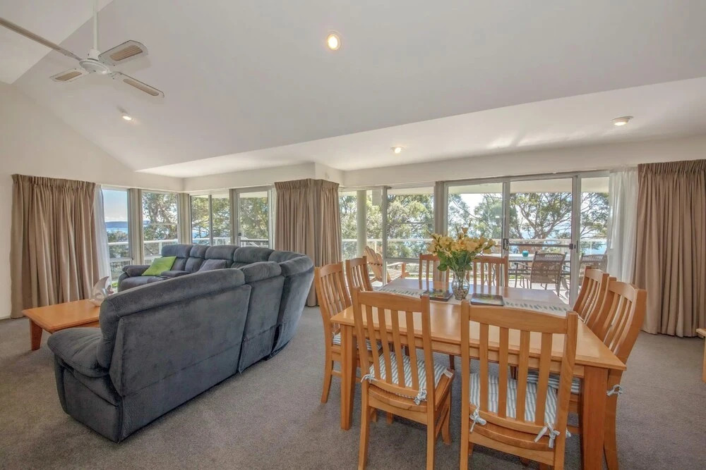 Thurlow Avenue 28, 'Ripple Cove'