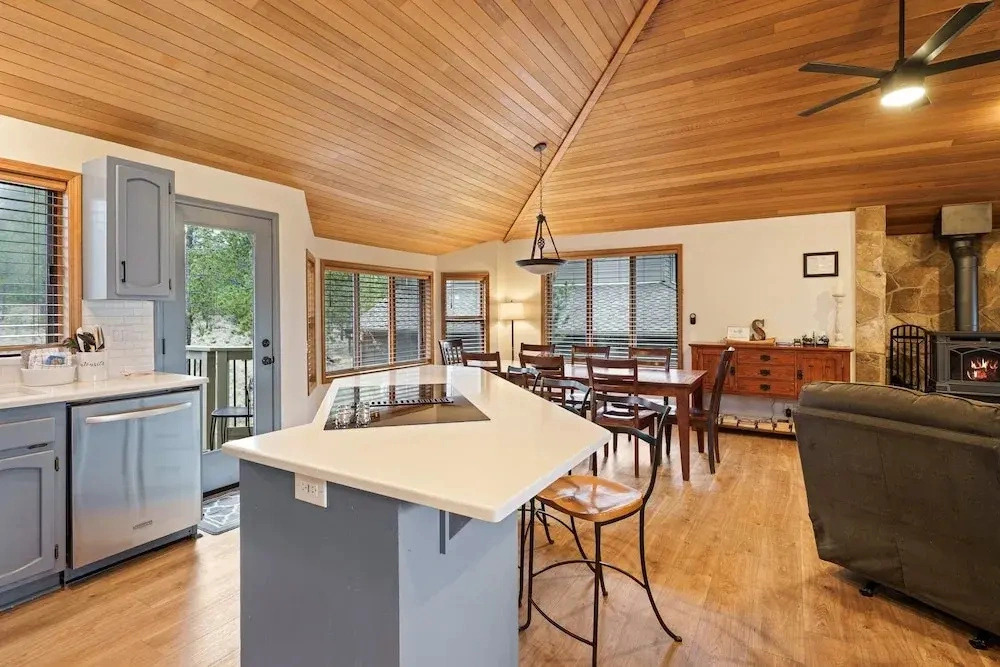 Tan Oak 2 3 Bedroom Home