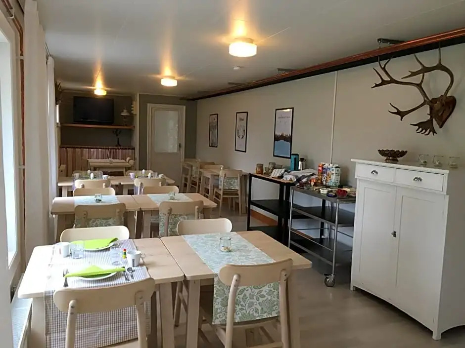 Sangis Motell och Camping