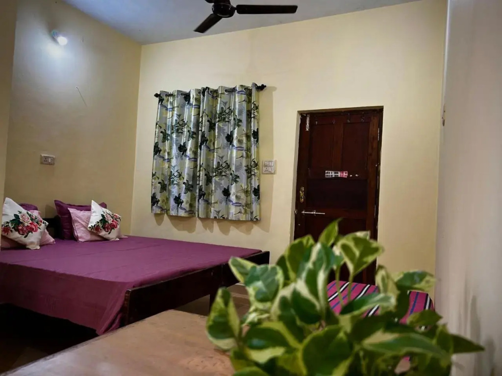 Guesthouse room in Anjuna, Goa, by GuestHouser 15920