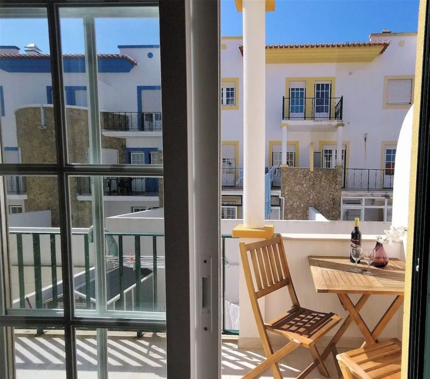 Peniche Surf Lodge 1