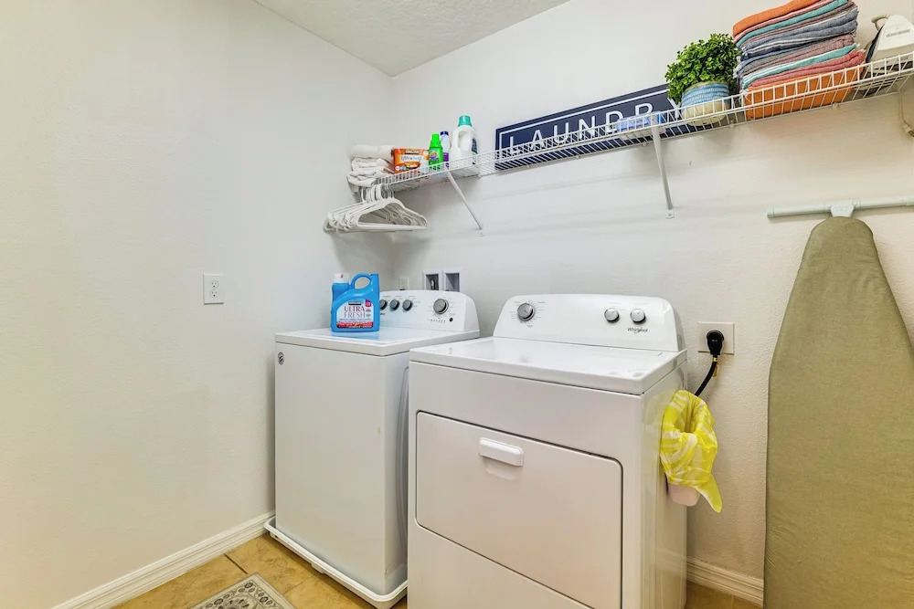 Disney Oasis: 5BR Windsor Home w/ Private Pool