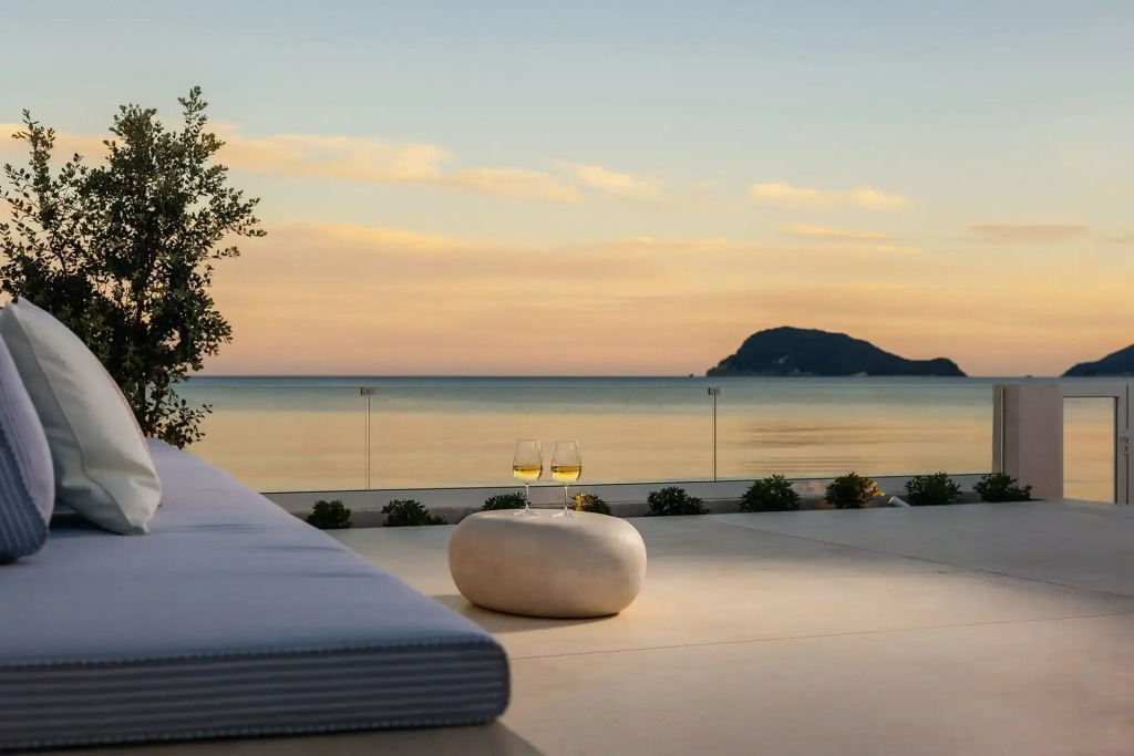 Salty Angel Sea Front Villa
