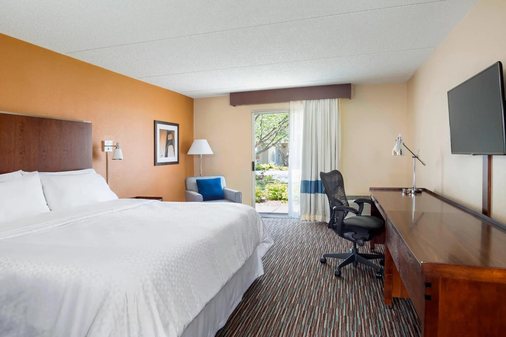 Four Points by Sheraton Buffalo Grove