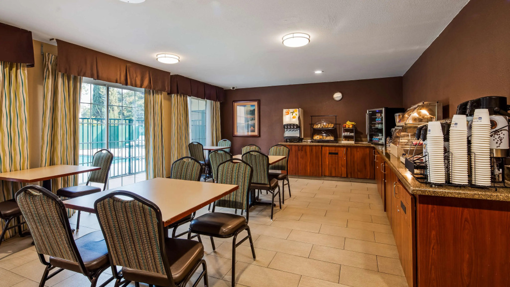 Best Western Brentwood Inn