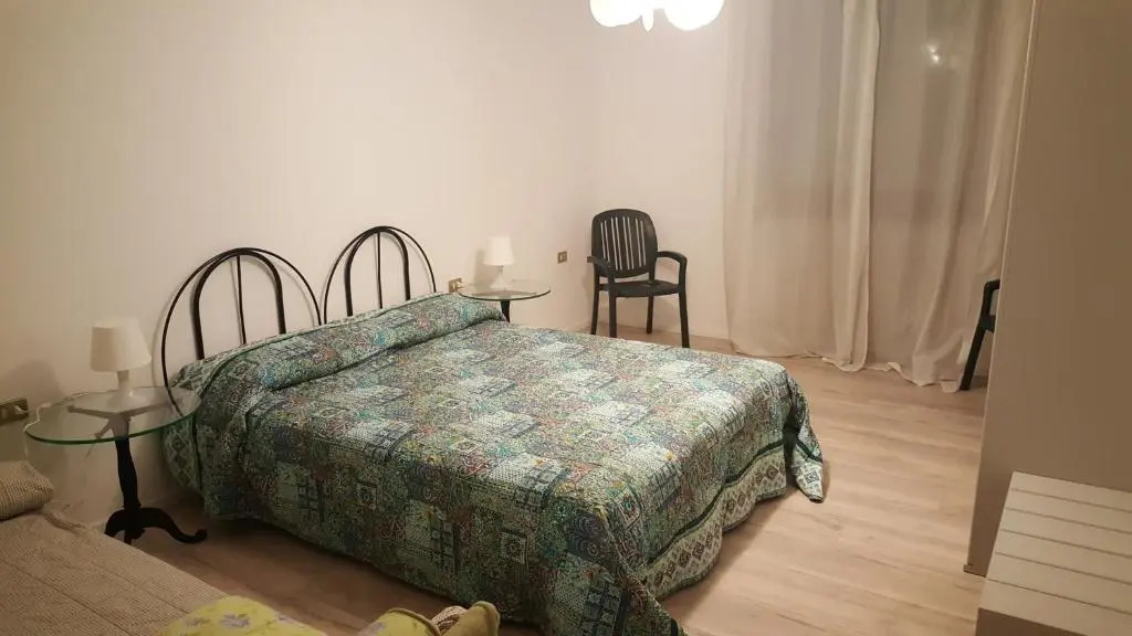 Apartment Weiss Home