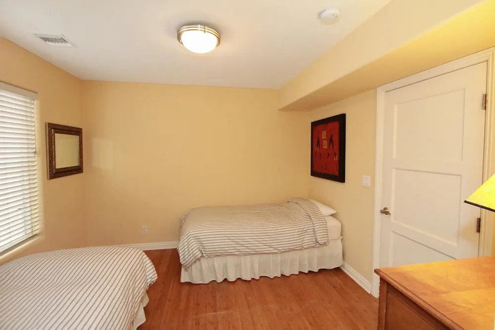 E Ocean Front A (68131) - 2 Br townhouse by RedAwning