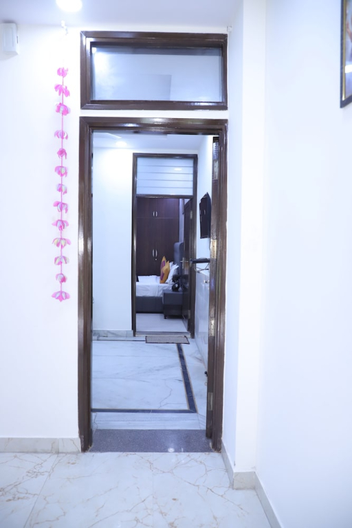 Fortune Home Service Apartment 1Bhk,L-36B, Saket