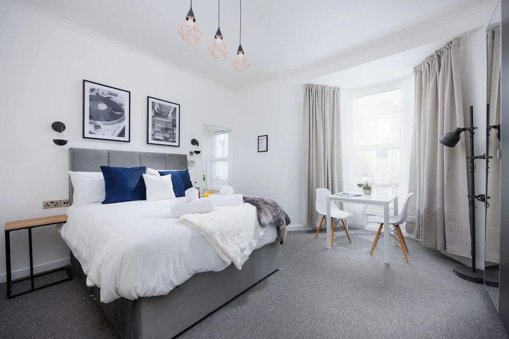 Stunning Central Studio Apartment