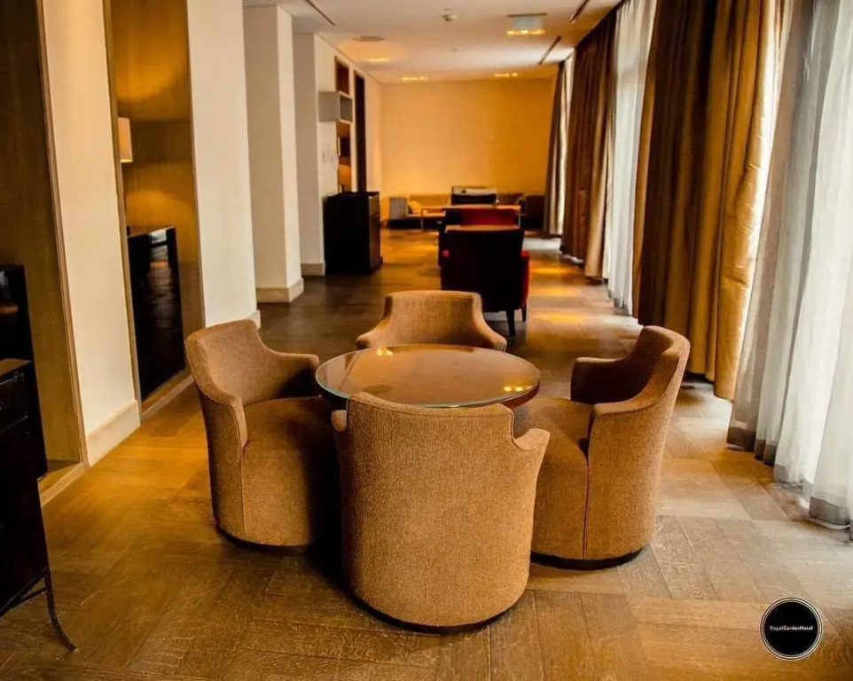 Royal Garden Hotel