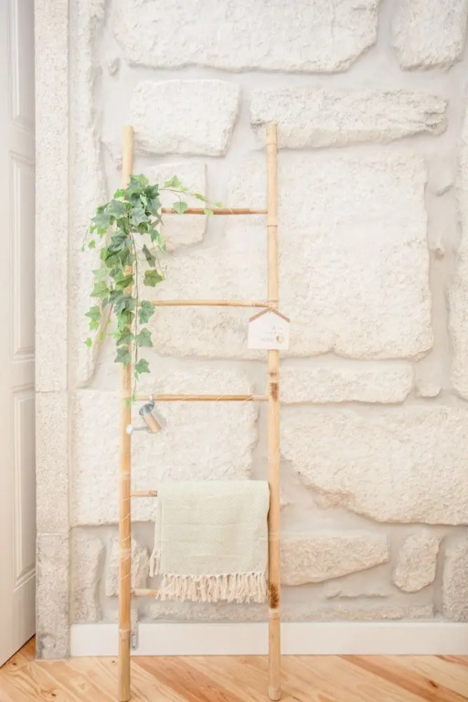 Liiiving - Aliados Stone Apartment