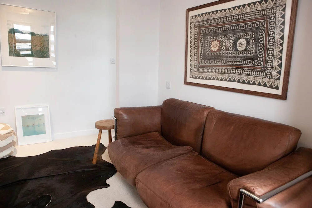Modern 1 Bedroom Flat in Converted Church
