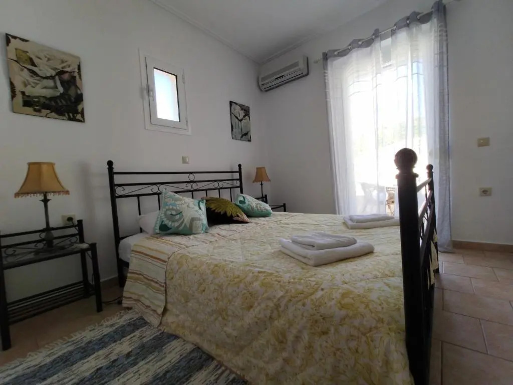 Kalamaki Court Villas