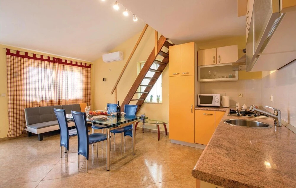 Awesome Home In Medulin